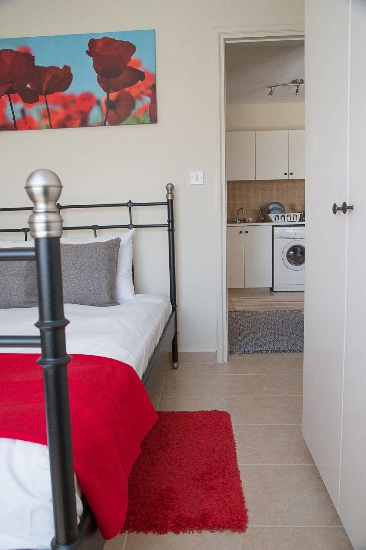 Paphos Love Nest Apartment 외부 사진