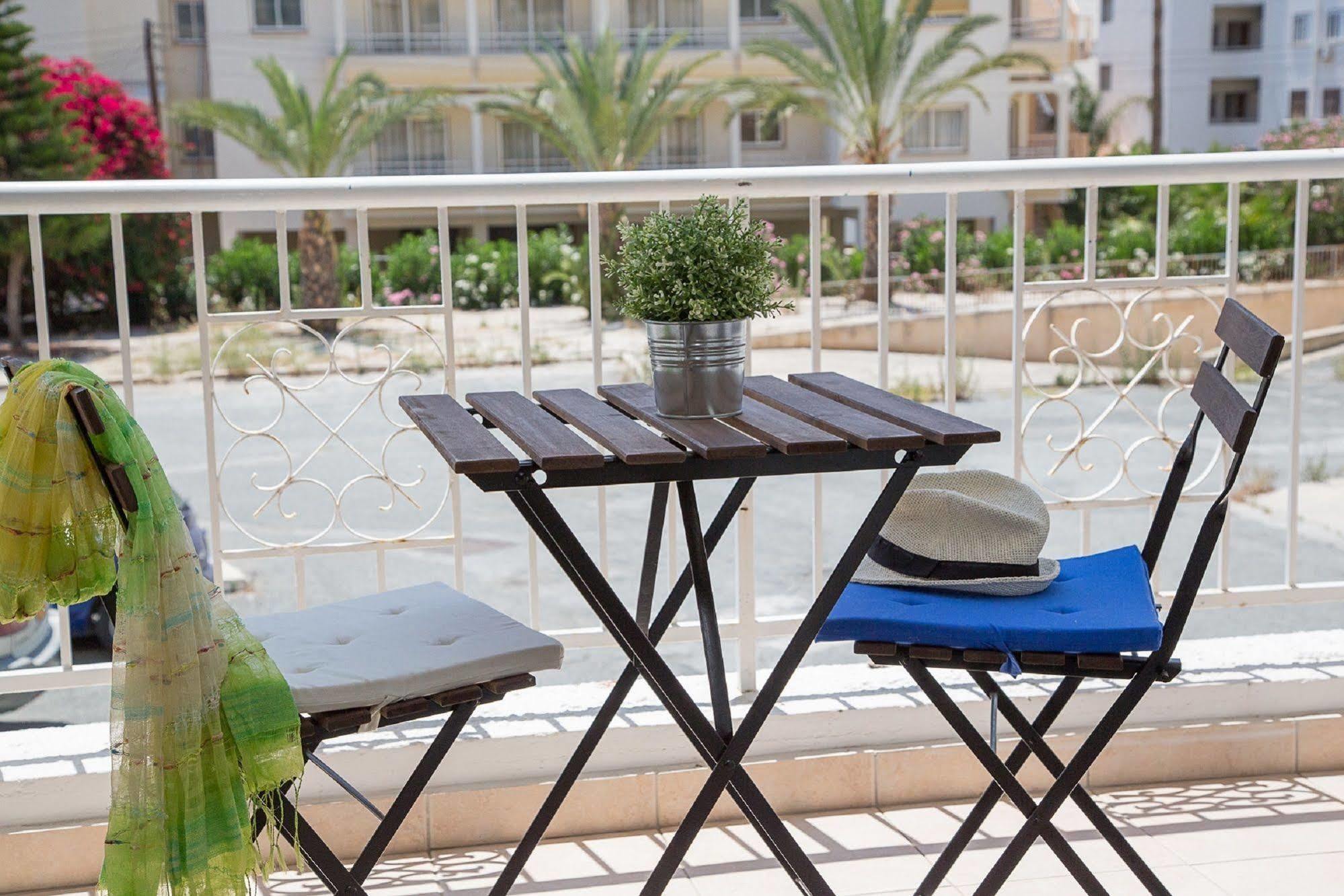 Paphos Love Nest Apartment 외부 사진